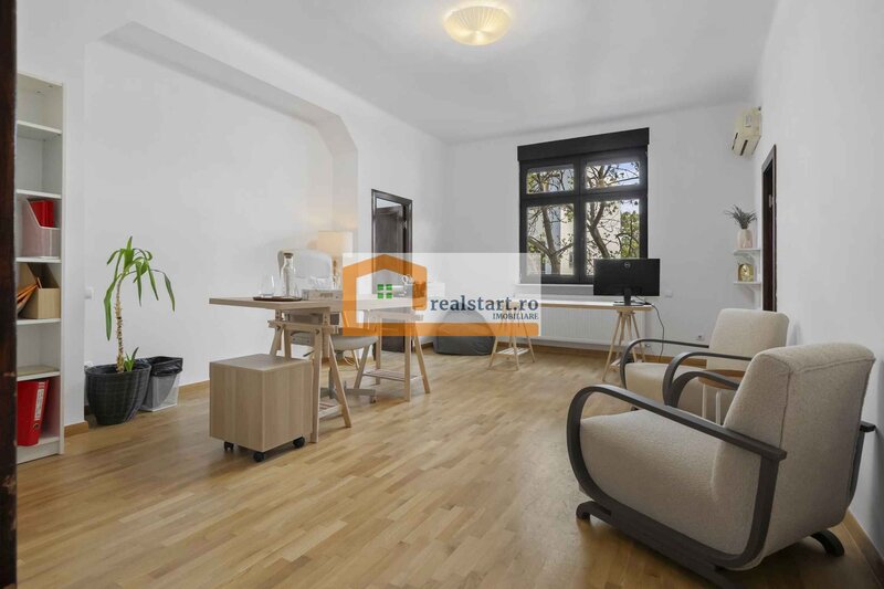 Polona, P-ta Romana, exclusivist, metrou P-ta Romana la 600 m distanta