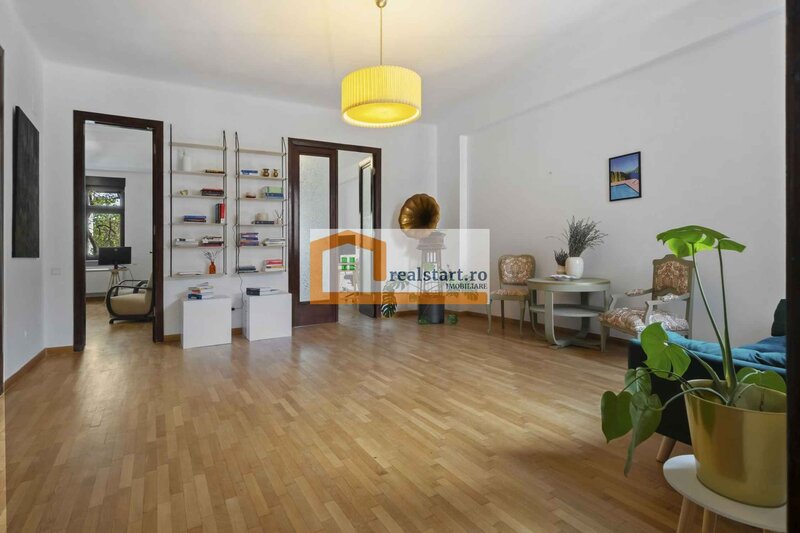 Polona, P-ta Romana, exclusivist, metrou P-ta Romana la 600 m distanta
